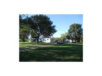 8302 SE Pp Hwy, Lawson, MO 64062