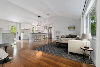 4 Jenkins Way, Andover, MA 01810