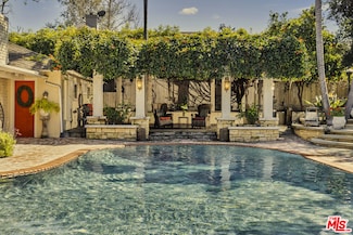 13166 Valley Vista Blvd, Studio City, CA 91604