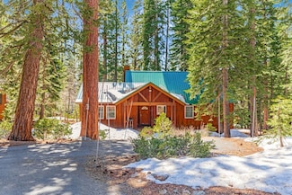 655 Carnelian Rd, Carnelian Bay, CA 96140