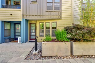 825 Altaire Walk, Palo Alto, CA 94303