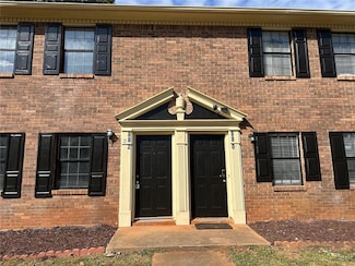 880 Five Forks Trickum Rd, Lawrenceville, GA 30046