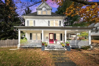 86 West St, Warwick, NY 10990
