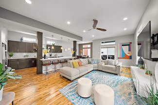 4309 Marina St, Houston, TX 77007