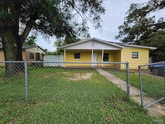 2926 Rhythm St, Pensacola, FL 32505