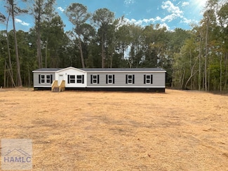 223 Claudia Ln, Midway, GA 31320