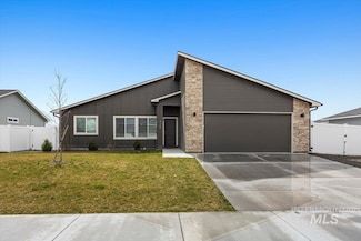 426 Stagecoach Ave, Fruitland, ID 83619