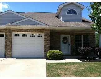 311 Garden Hill Dr Unit A, Tarentum, PA 15084