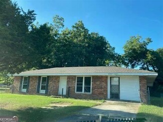117 Cascade Cir, Dublin, GA 31021