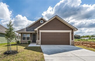 1106 Night Dew Ave, Navasota, TX 77868