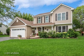 600 Maple Ave, Elburn, IL 60119