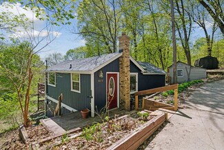 6687 Deerwood St, Chanhassen, MN 55317