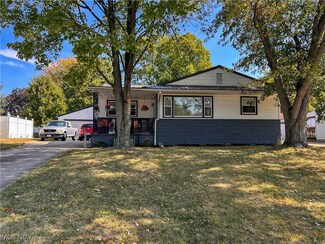 1411 Gypsy Ln, Niles, OH 44446