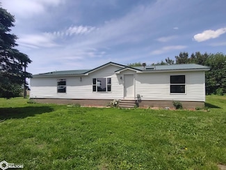 120 Evergreen St, Raritan, IL 61471