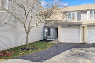 7661 Brams Hill Dr, Dayton, OH 45459