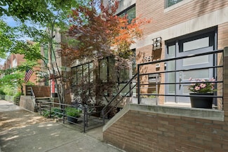 1957 N Maud Ave, Chicago, IL 60614