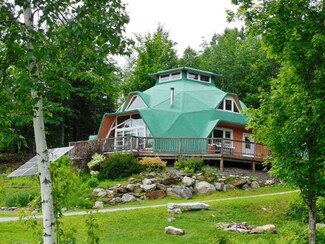 1066 Burbank Rd, Albany, VT 05820