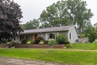 413 Fillmore St W, Preston, MN 55965