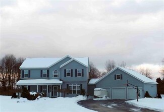 7661 Thomas Cir, Stittville, NY 13469