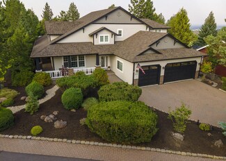 2976 NW Fairway Heights Dr, Bend, OR 97701