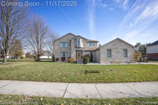 47630 Robins Nest Dr, Shelby Township, MI 48315