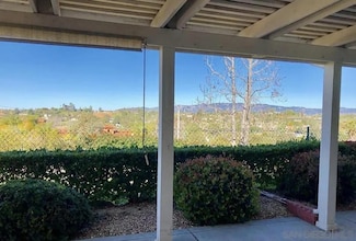 1089 Ridge Heights Dr, Fallbrook, CA 92028