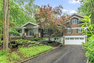 34 Evergreen Row, Armonk, NY 10504