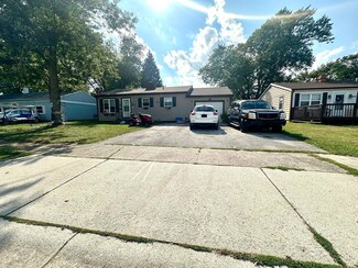 405 Church St, Crown Point, IN 46307