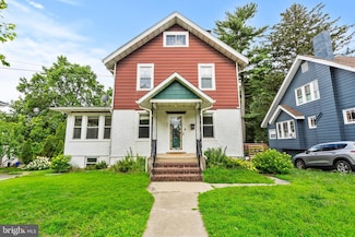 301 Lakeview Dr, Collingswood, NJ 08108