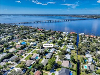 1261 Biltmore Dr, Fort Myers, FL 33901