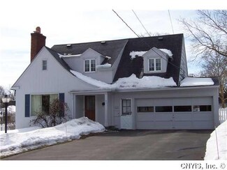 4 Pebble Hill Rd N, Syracuse, NY 13214