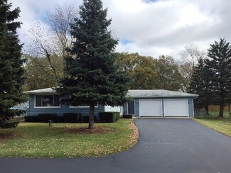 36563 N Il Route 83, Lake Villa, IL 60046