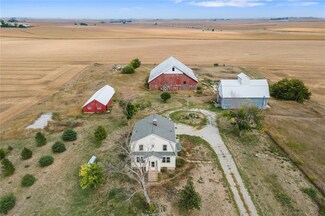 6460 Hwy 21 Hwy, Dysart, IA 52224