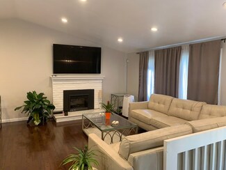 4 Crestlan Dr, Worcester, MA 01604