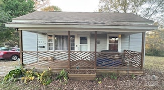 603 Old North Main St, Clover, SC 29710