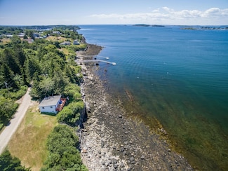 43 W Shore Rd, Harpswell, ME 04003