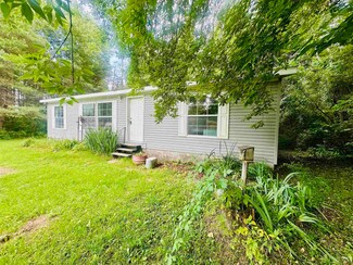 3553 Lee Hill Rd, Mayville, MI 48744