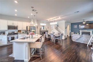 10643 Sariah Skye Ave, Las Vegas, NV 89166