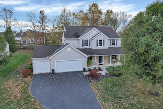 6883 Blue Holly Dr, Lewis Center, OH 43035