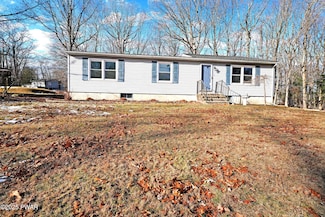 220 Sunrise Dr, Milford, PA 18337