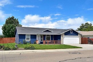 915 W 11th St, Meridian, ID 83642