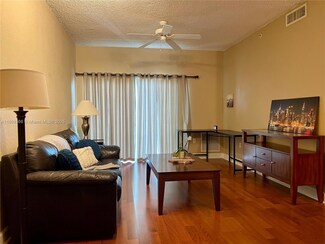 6001 SW 70th St Unit 535, South Miami, FL 33143