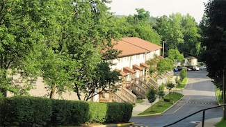 26 Cooper Rd Unit 314, Poughkeepsie, NY 12603