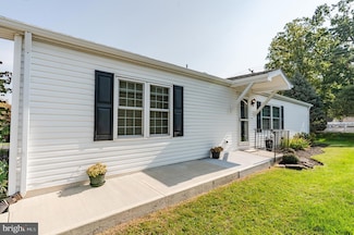 1105 Jfk Dr, North Wales, PA 19454