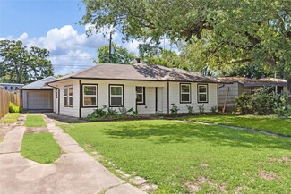 2511 Evergreen Dr, Houston, TX 77087