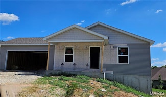 404 Daniel Ct, New Haven, MO 63068