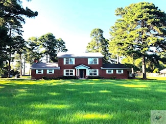 2103 E 50th St, Texarkana, AR 71854