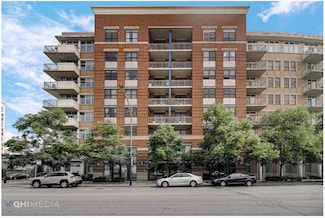 511 W Division St Unit 304, Chicago, IL 60610