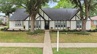 5909 Lakeshore Dr, Rowlett, TX 75089