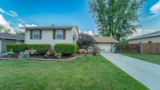 125 Minter Dr, Griffith, IN 46319